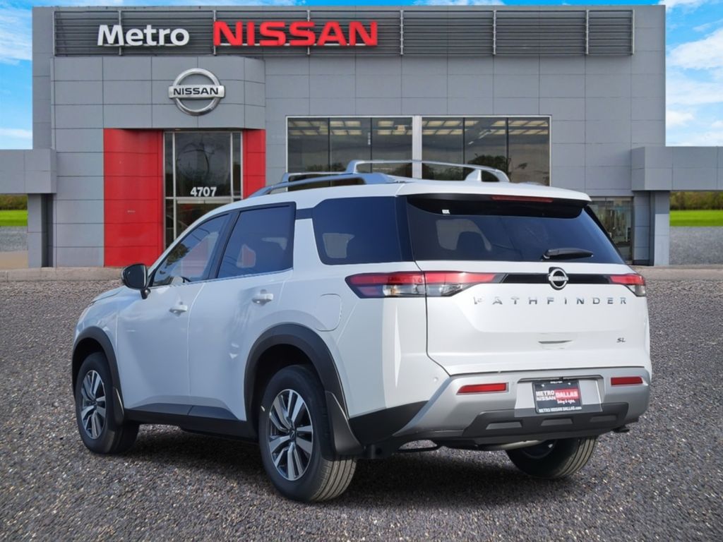 Vehicle image 6 of 25