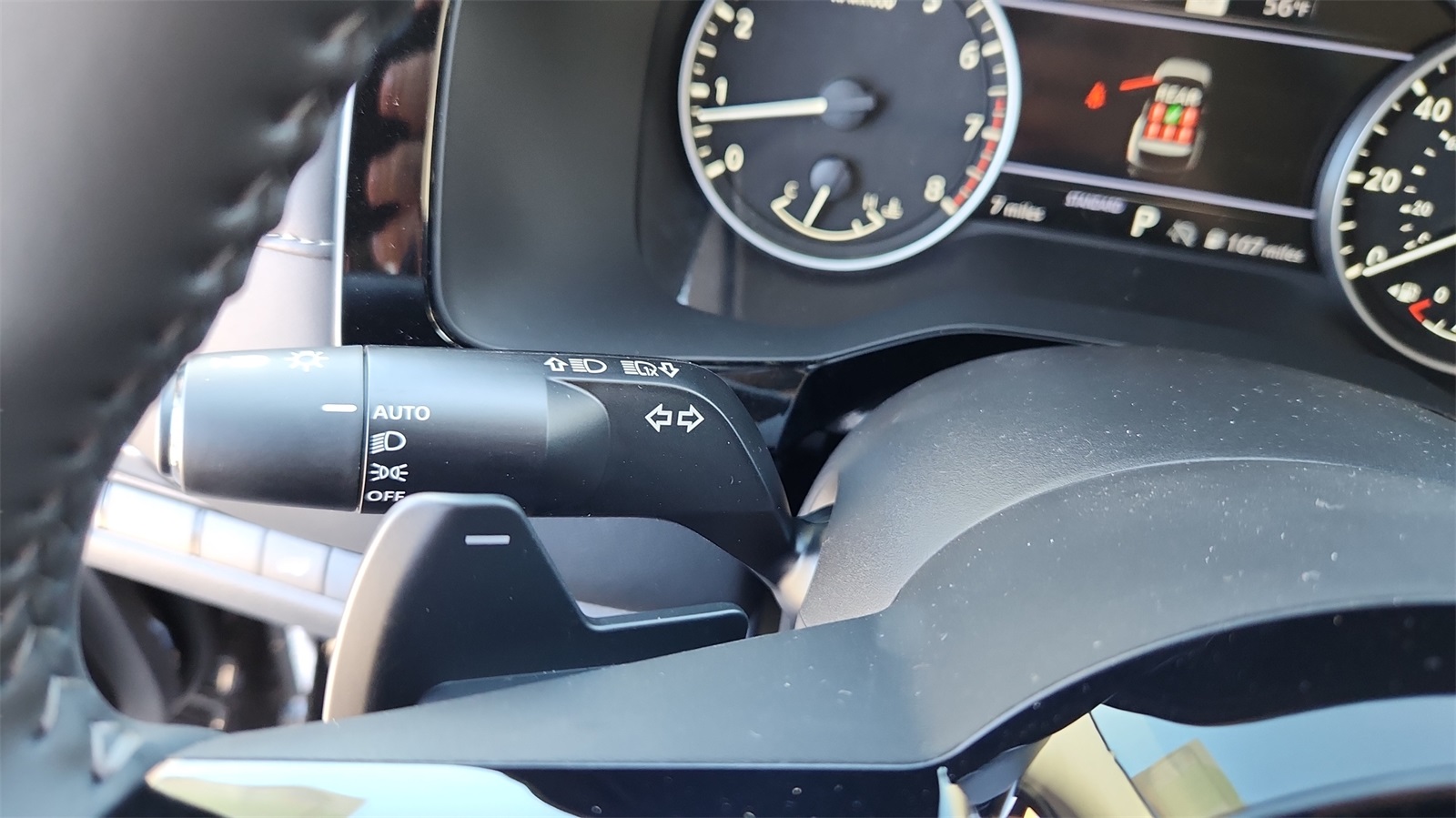 Vehicle image 31 of 32