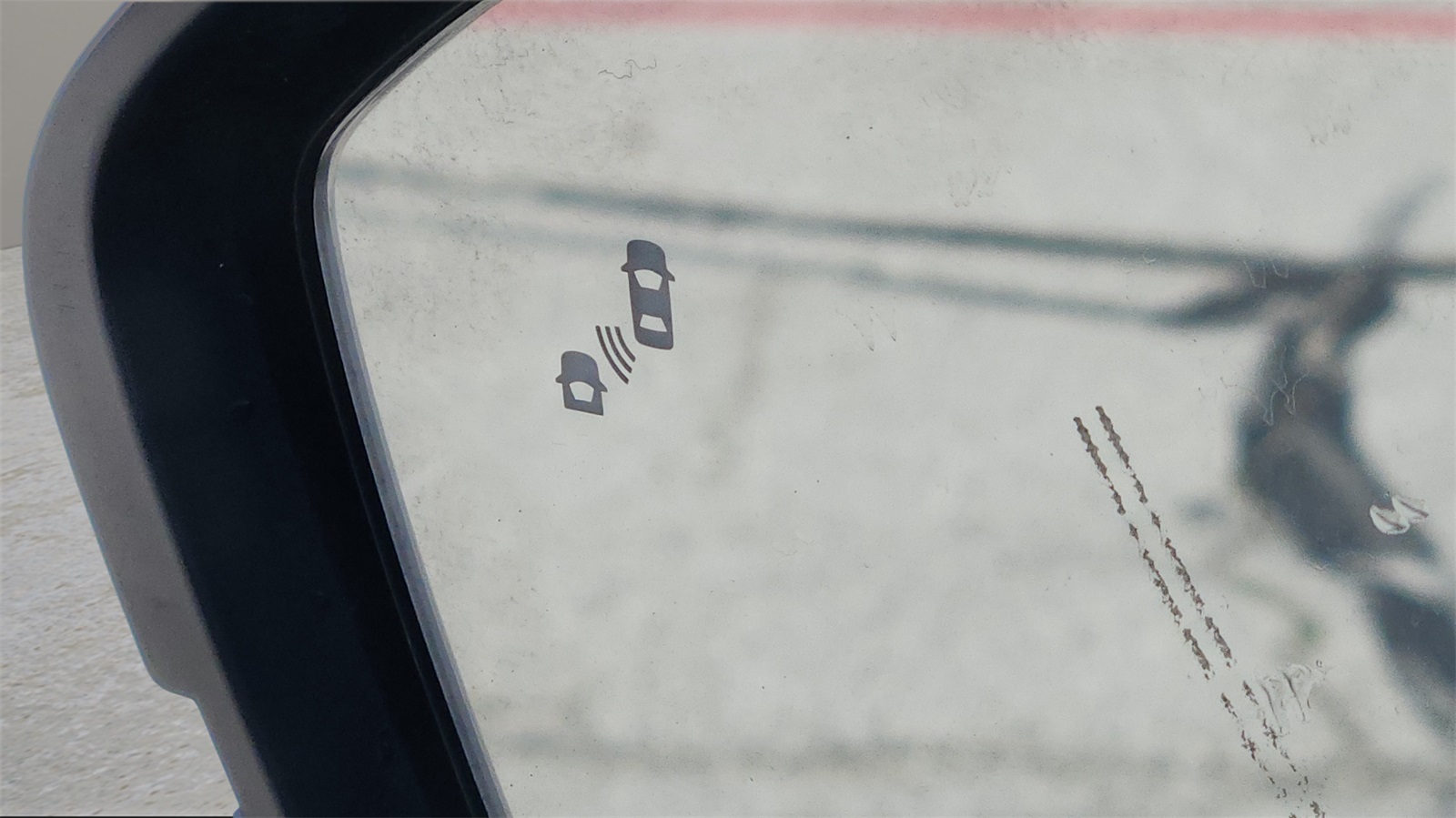 Vehicle image 11 of 32