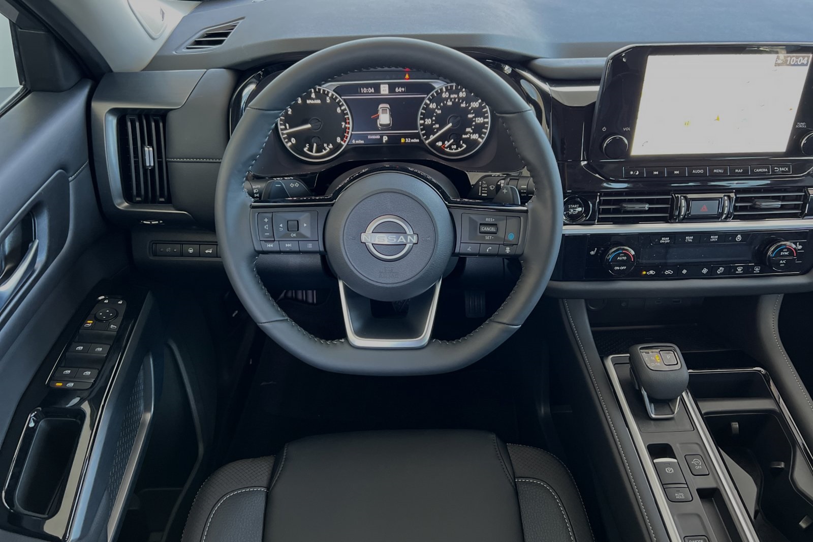 Vehicle image 11 of 26