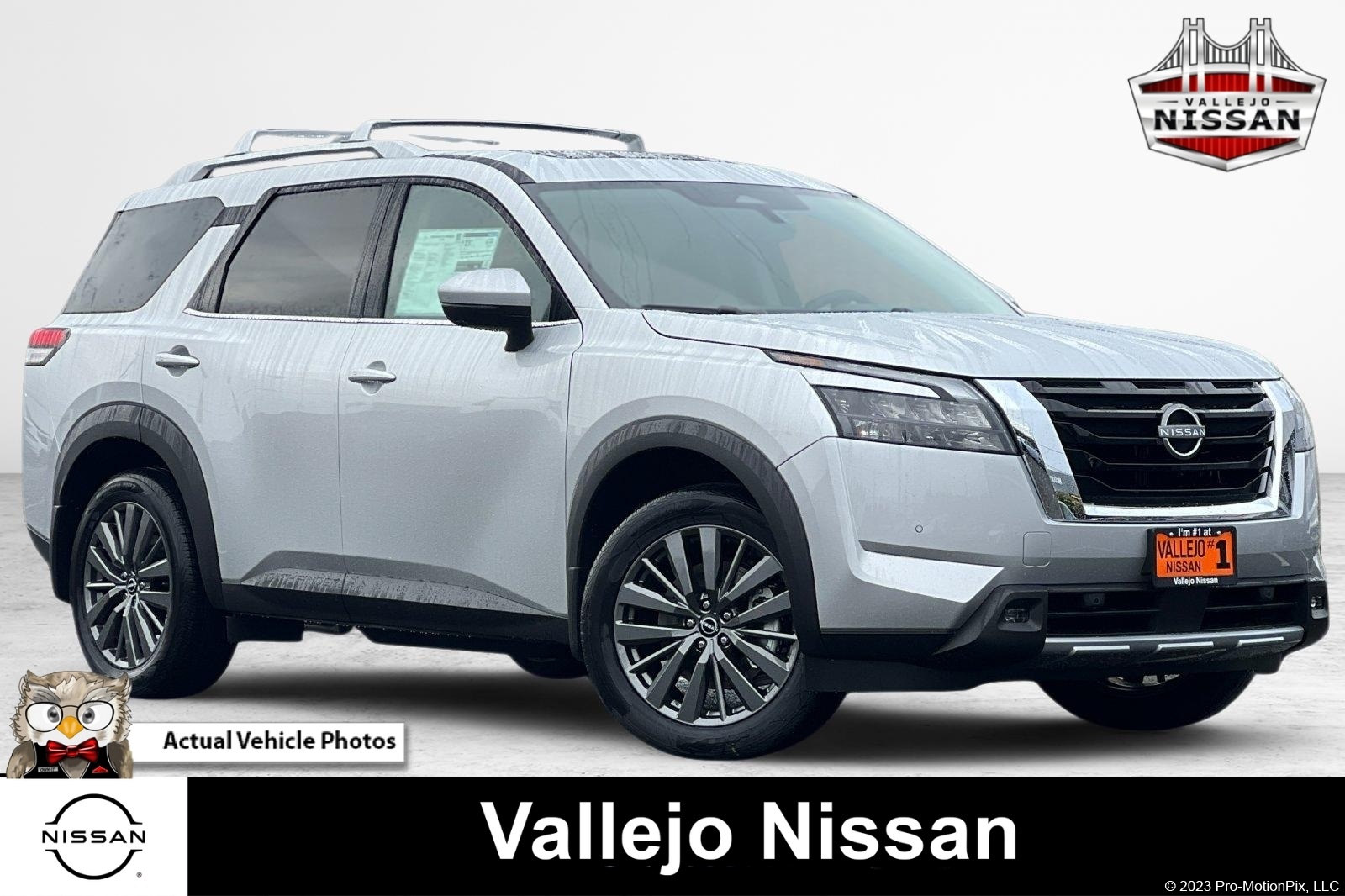 Vehicle image 3 of 26