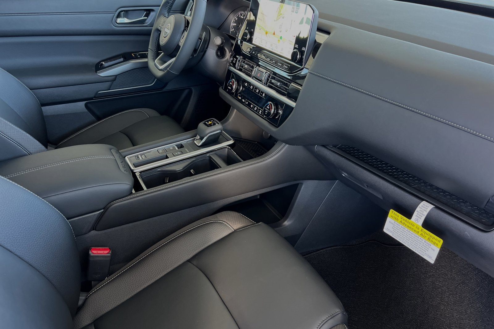 Vehicle image 23 of 26