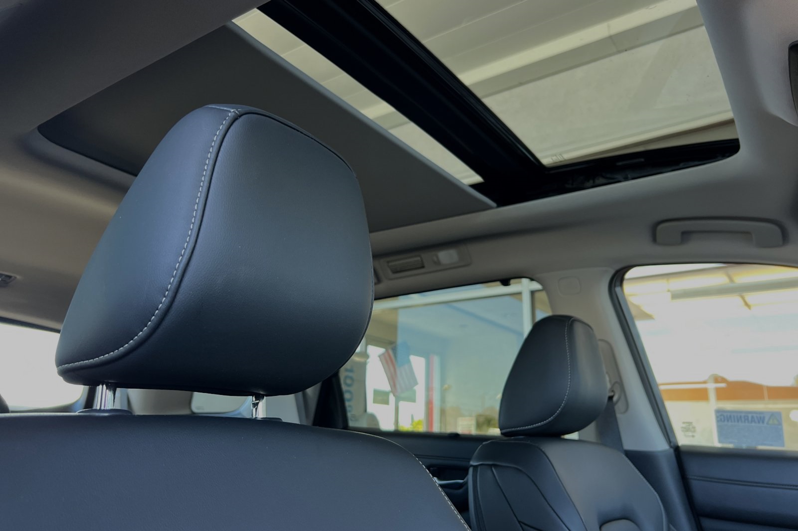 Vehicle image 10 of 26