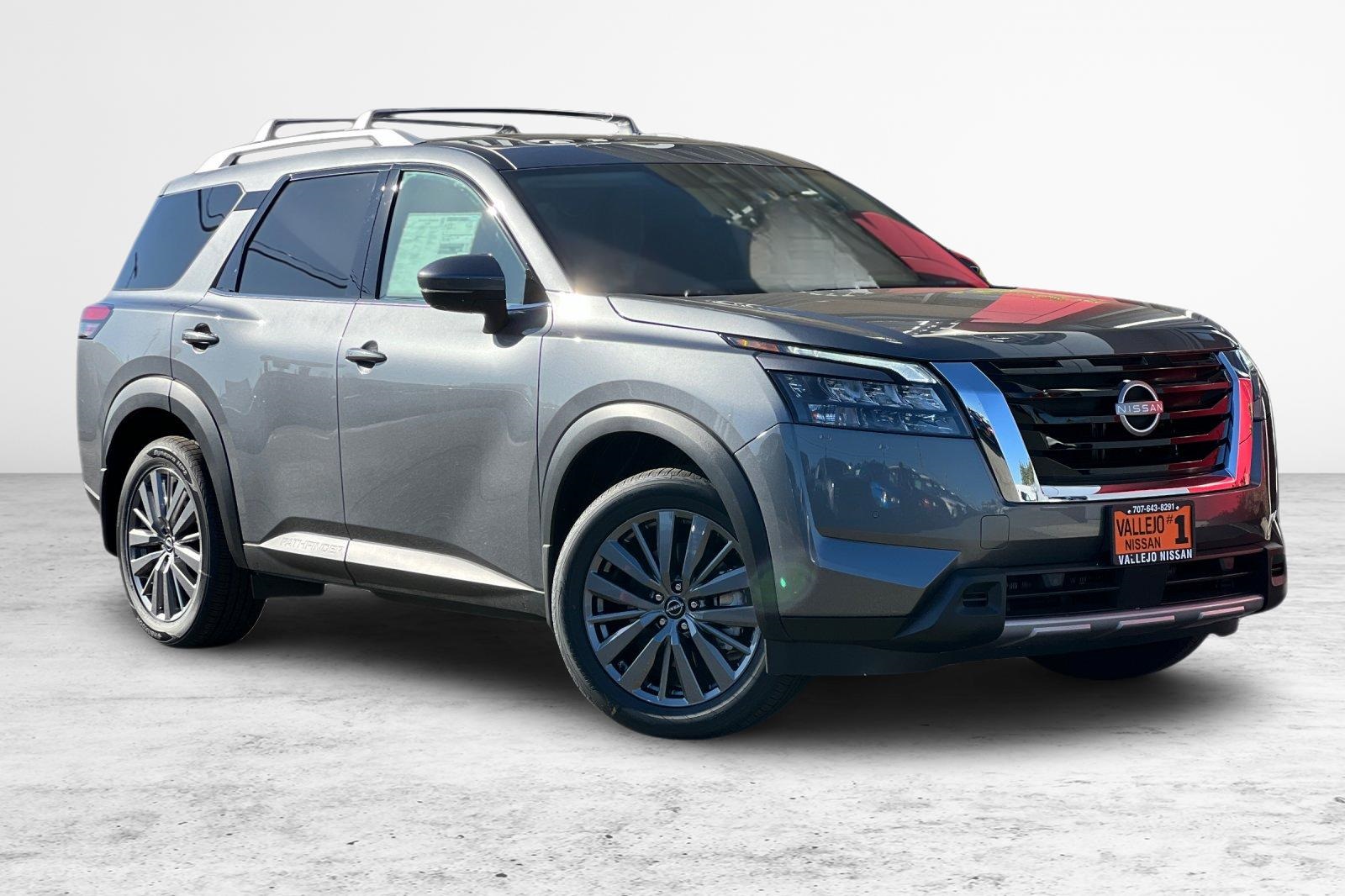 Vehicle image 2 of 25