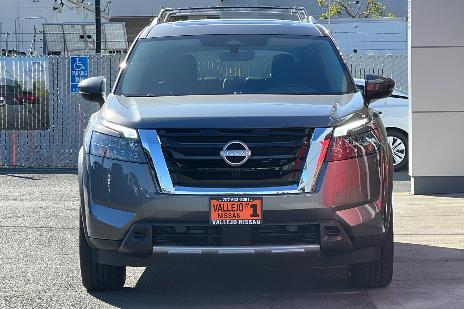 Vehicle image 3 of 25
