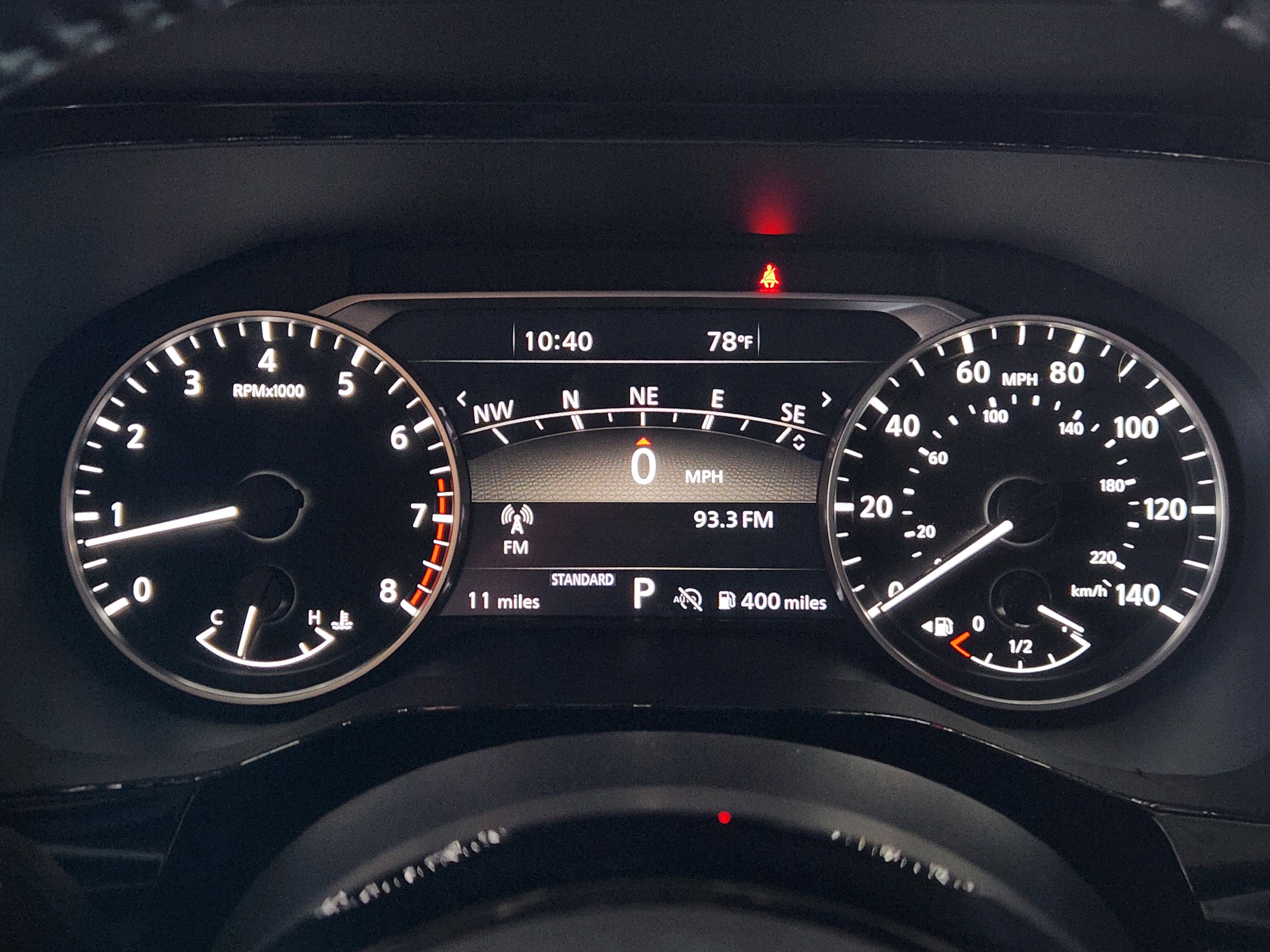 Vehicle image 11 of 24