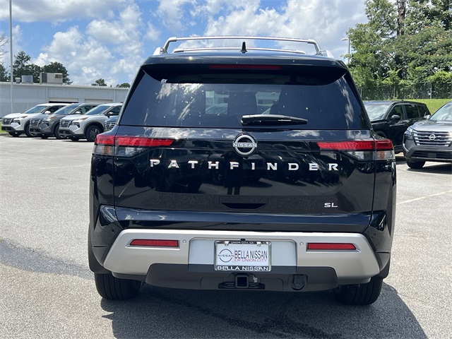 Vehicle image 6 of 33