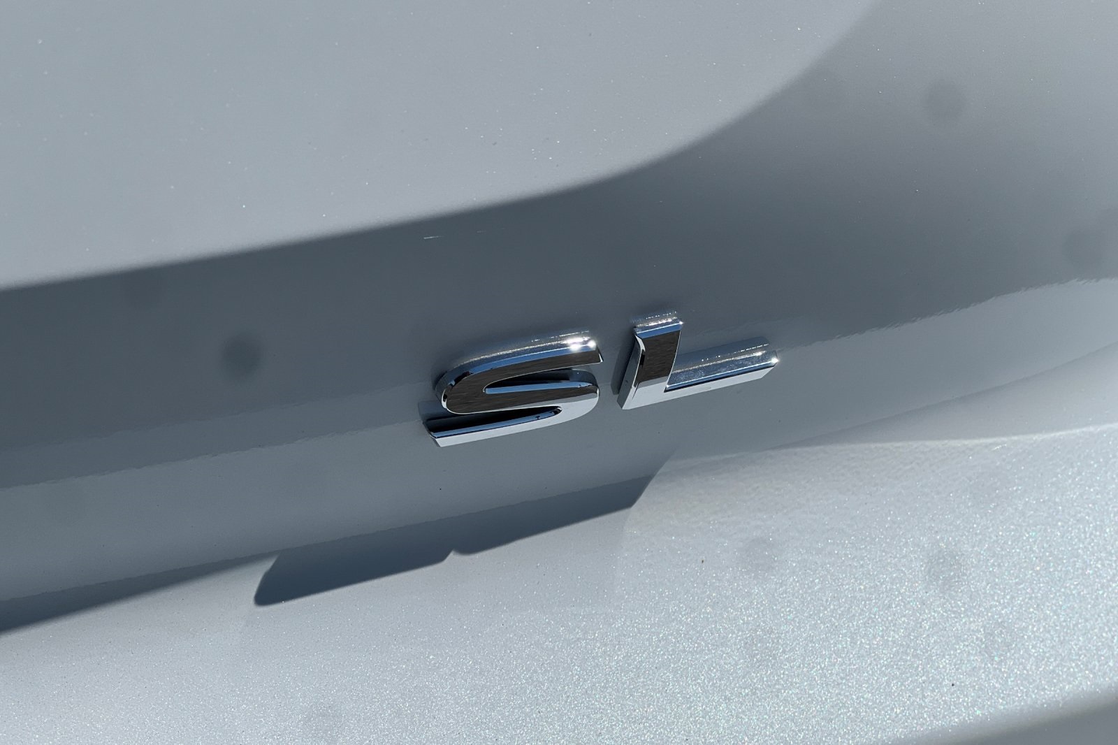 Vehicle image 34 of 37