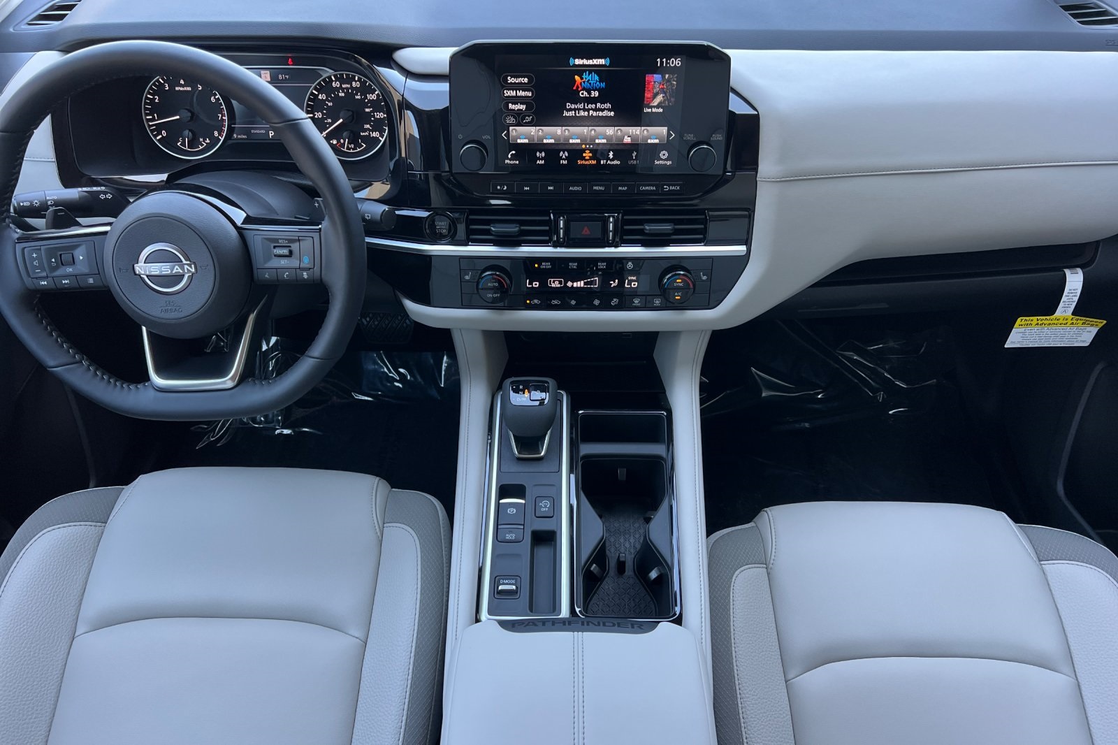 Vehicle image 15 of 37