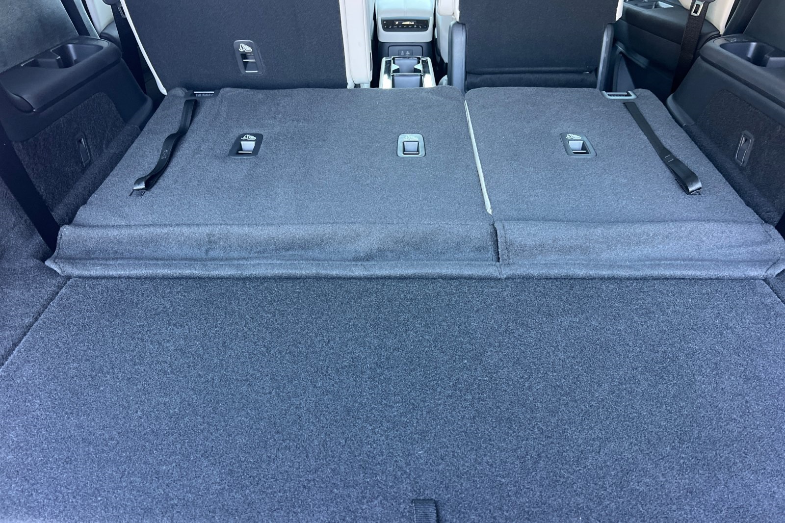 Vehicle image 11 of 37