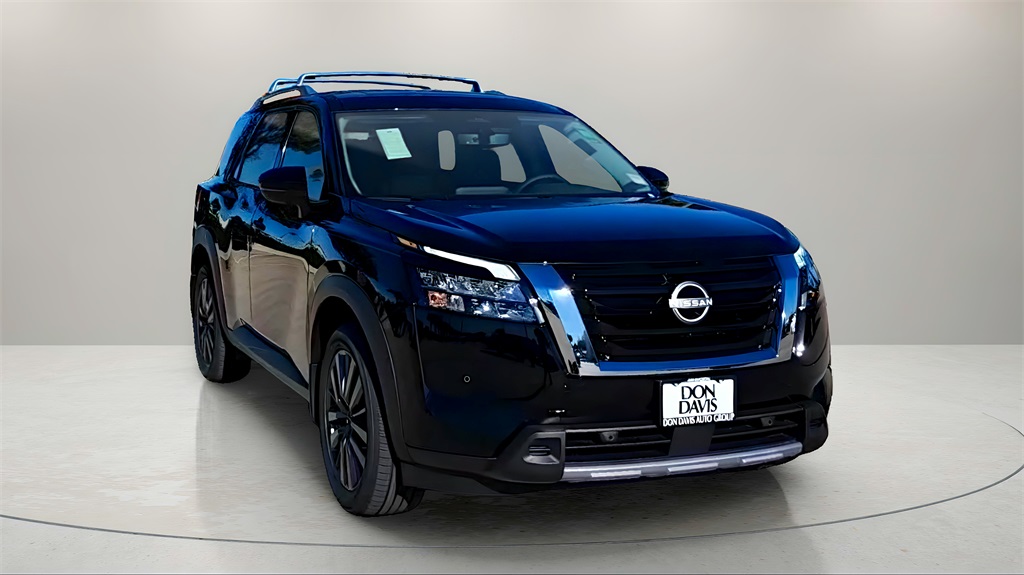 Vehicle image 3 of 35