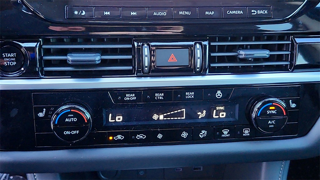 Vehicle image 18 of 35