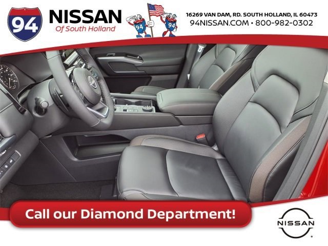 Vehicle image 11 of 21