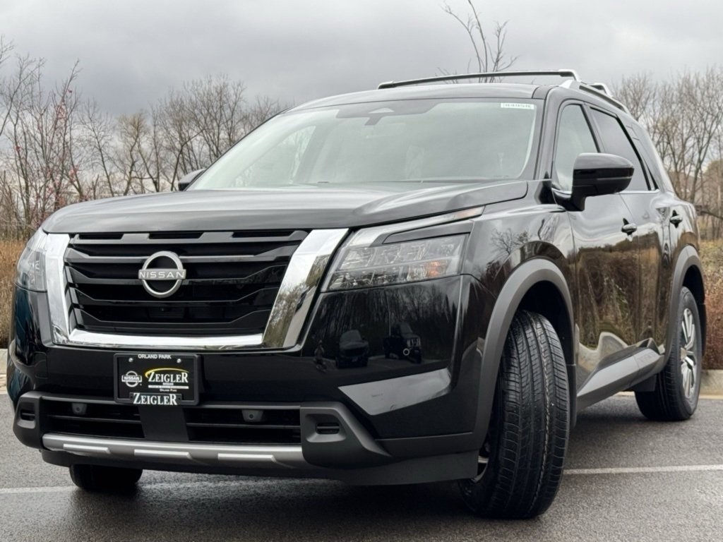 Vehicle image 1 of 25