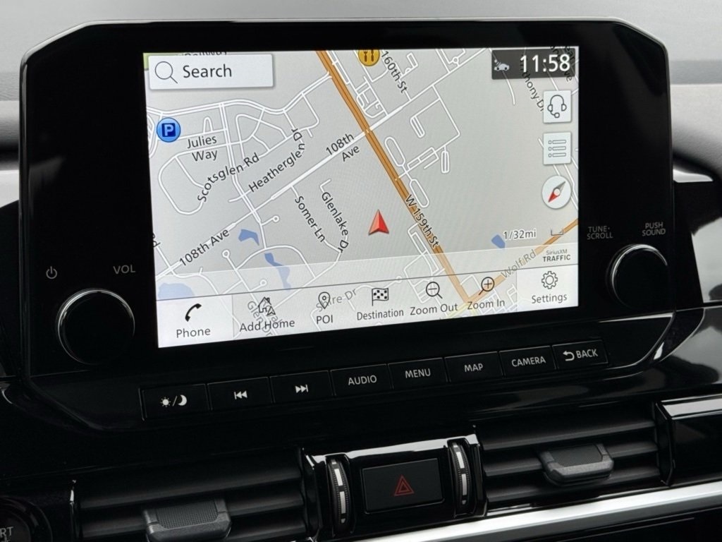 Vehicle image 17 of 25