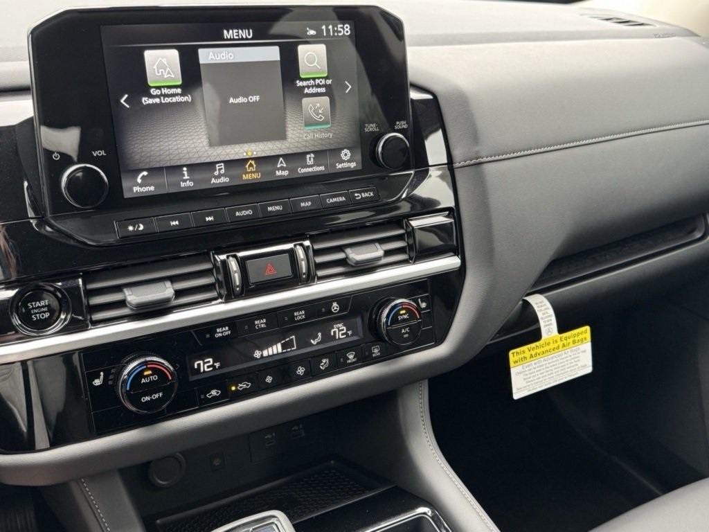 Vehicle image 18 of 25