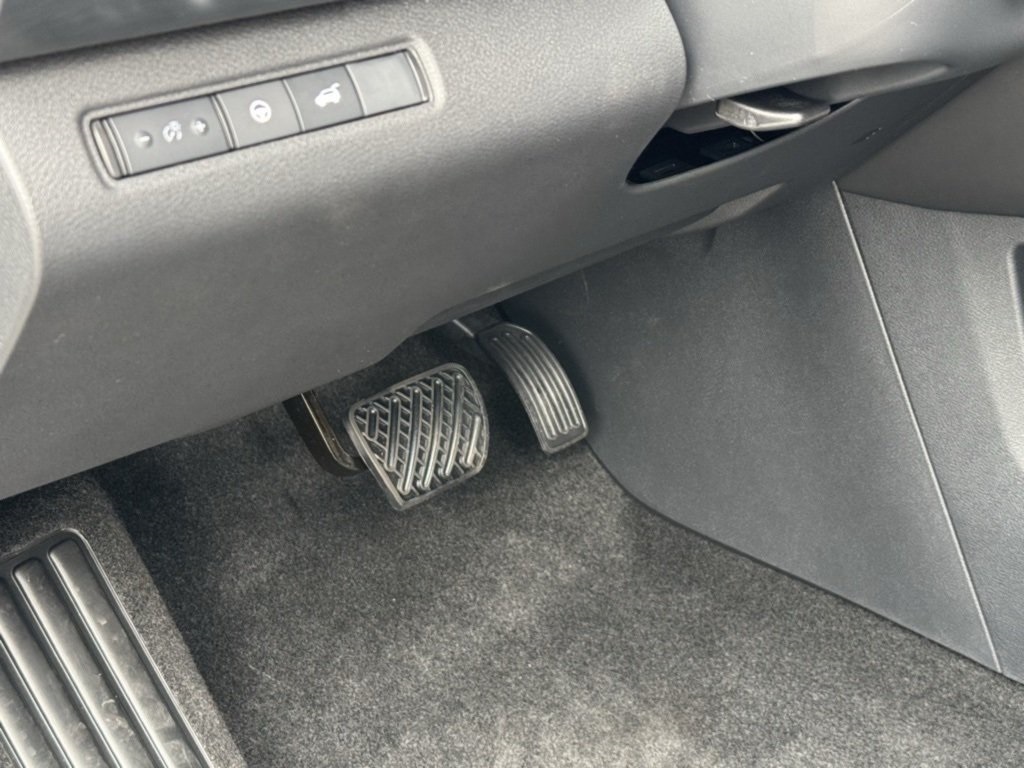 Vehicle image 25 of 25