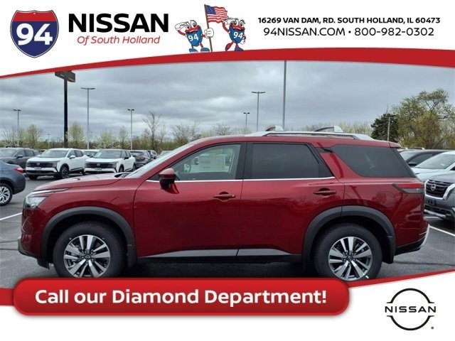 Vehicle image 8 of 21