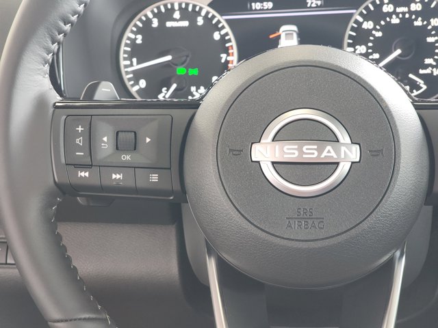 Vehicle image 25 of 26