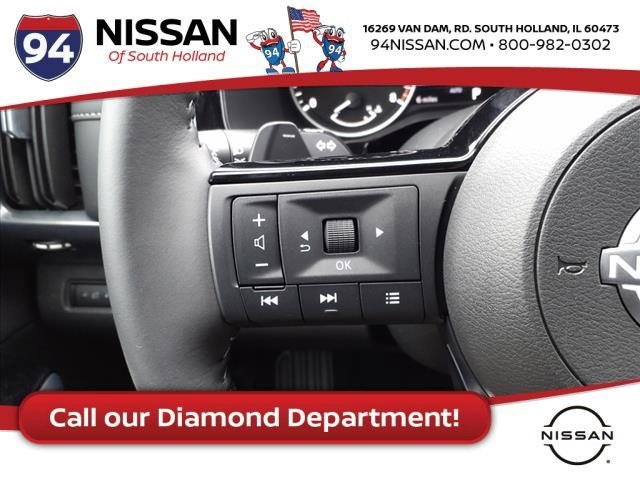 Vehicle image 19 of 21