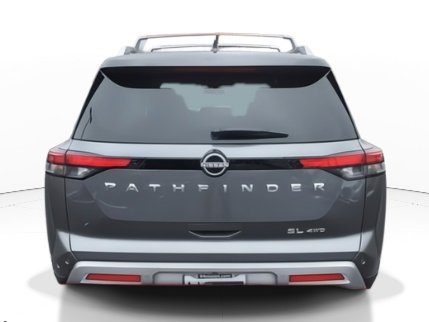Vehicle image 6 of 21
