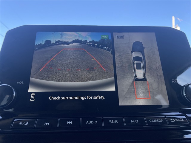 2025 Nissan Pathfinder SL Image 24 of 34