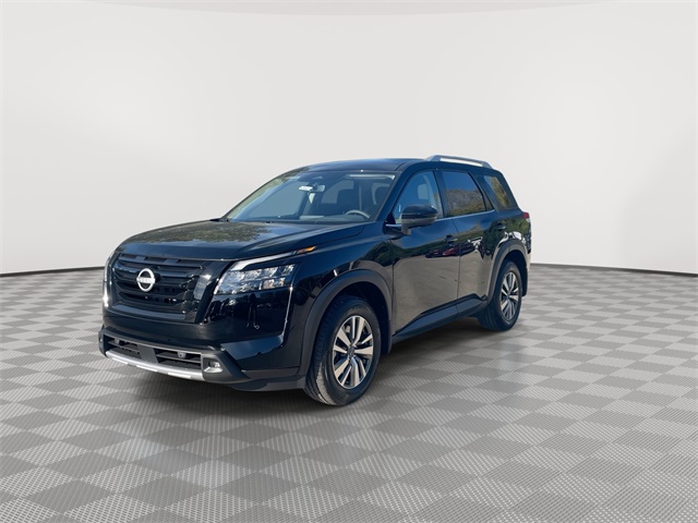 2025 Nissan Pathfinder SL Image 1 of 34