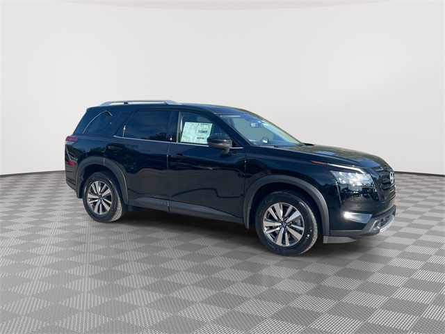 2025 Nissan Pathfinder SL Image 5 of 34