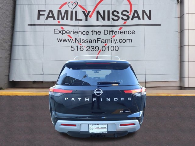 Vehicle image 4 of 30