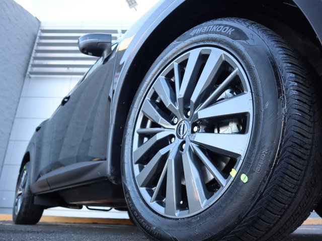 Vehicle image 7 of 30