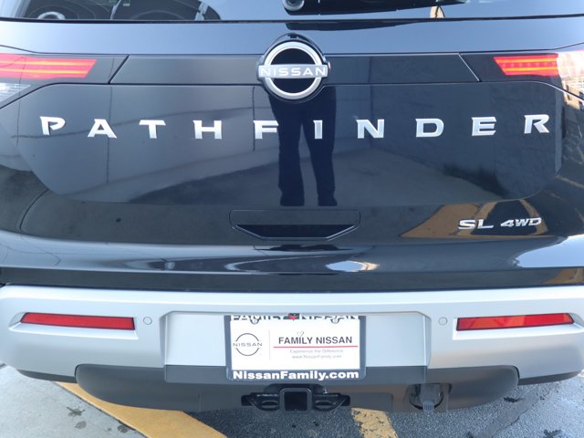 Vehicle image 12 of 30