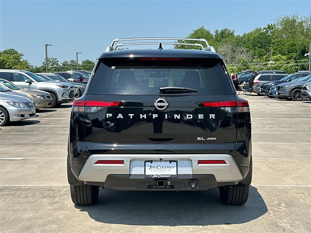 Vehicle image 6 of 18