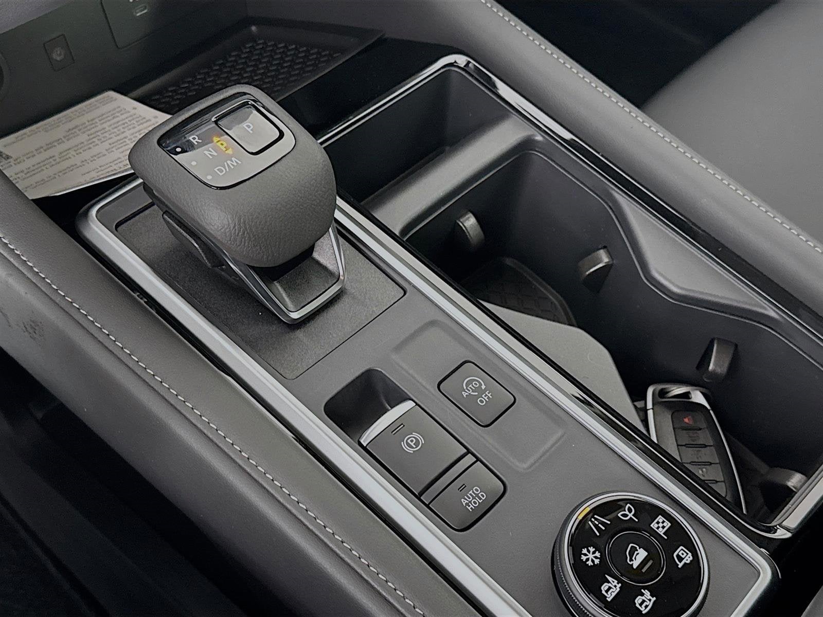 Vehicle image 22 of 47