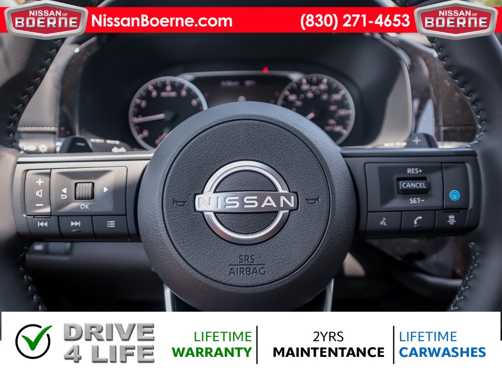Vehicle image 9 of 24
