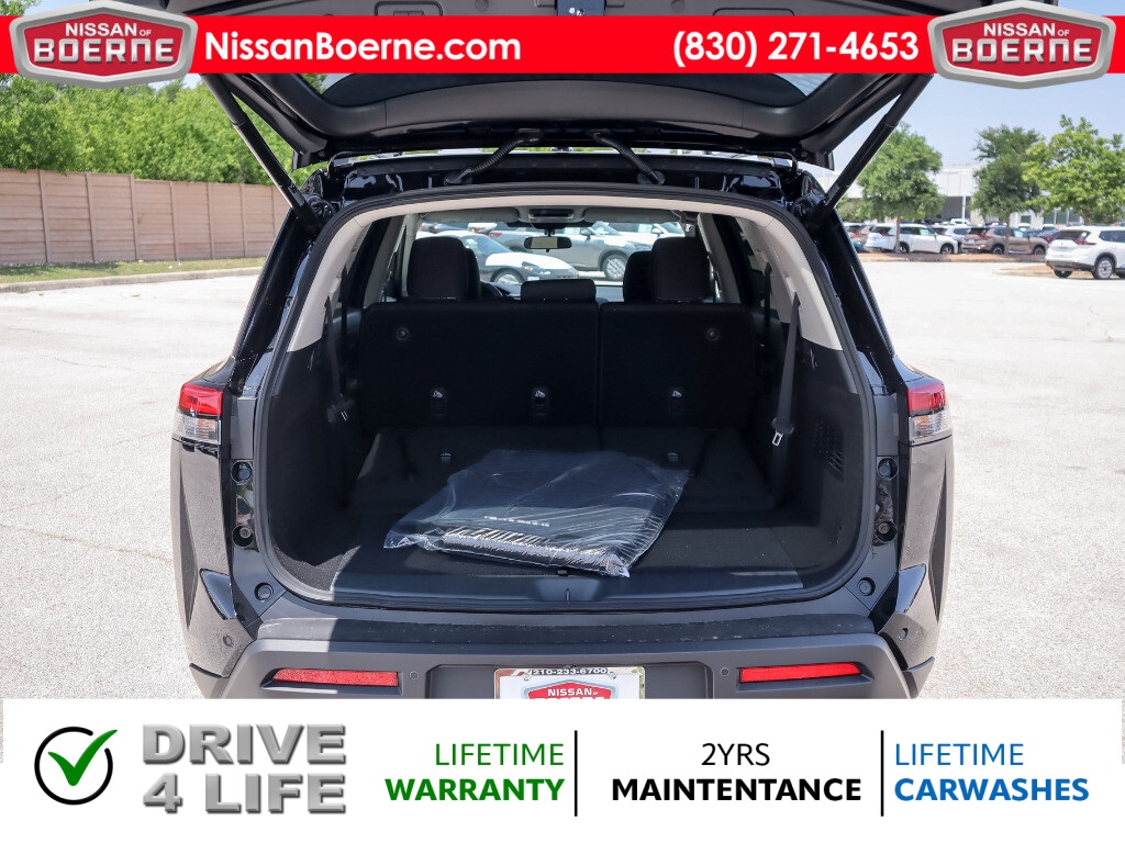 Vehicle image 24 of 24
