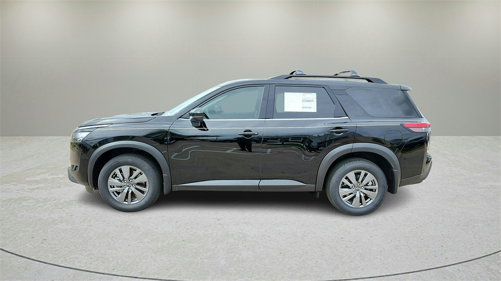 Vehicle image 8 of 35