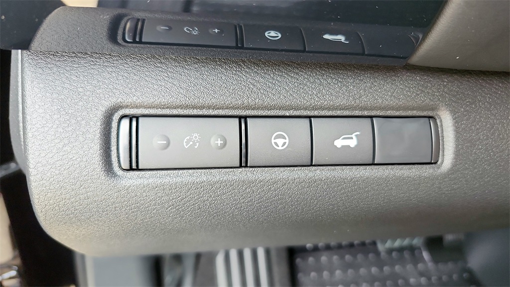 Vehicle image 24 of 35