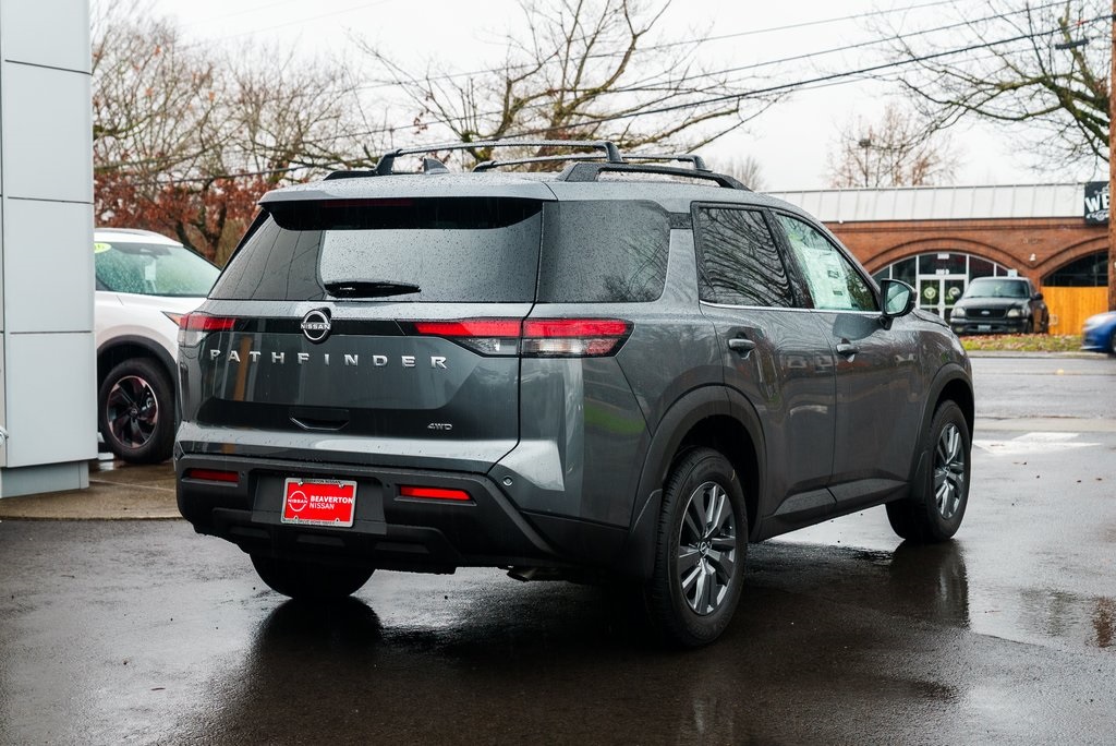 2025 Nissan Pathfinder SV Image 5 of 29