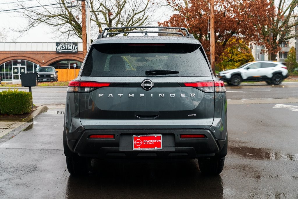 2025 Nissan Pathfinder SV Image 6 of 29