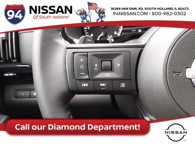 Vehicle image 19 of 21