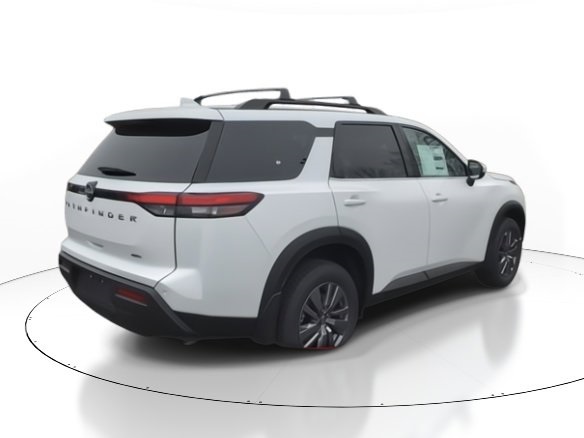 Vehicle image 5 of 21