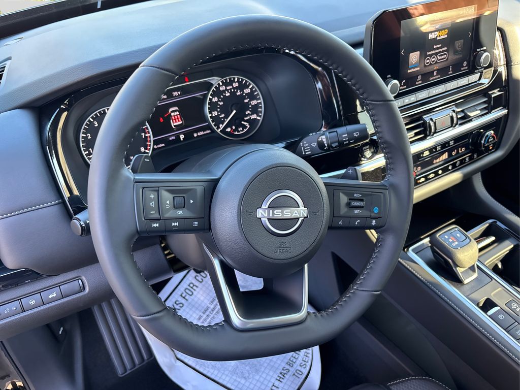2025 Nissan Pathfinder SV Image 42 of 42