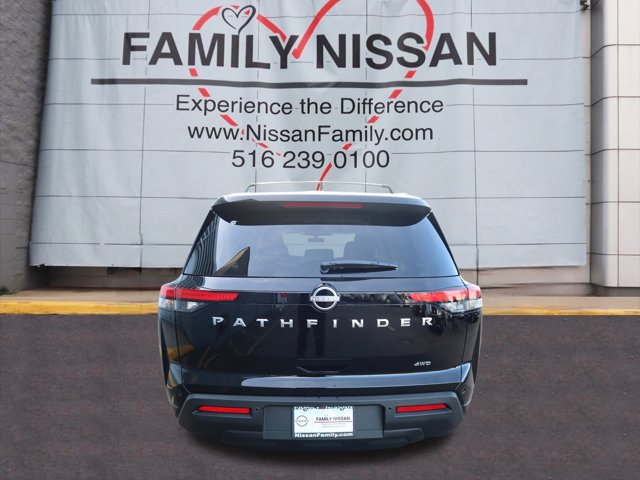 Vehicle image 4 of 30