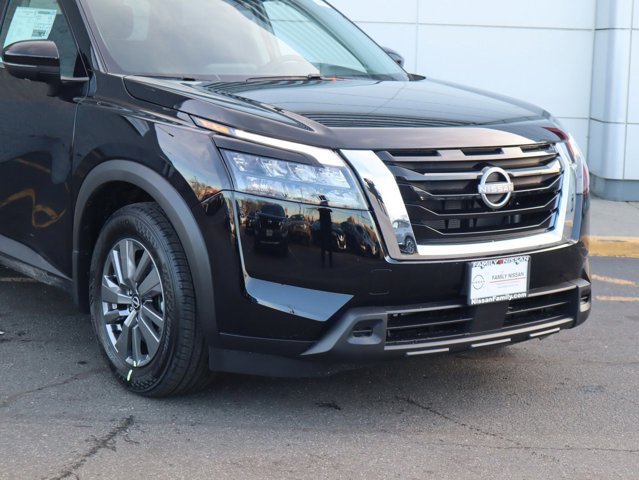 Vehicle image 9 of 30