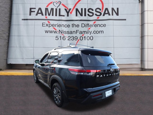 Vehicle image 7 of 30