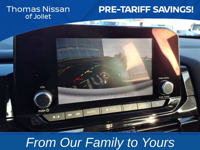 2025 Nissan Pathfinder SV Image 14 of 26