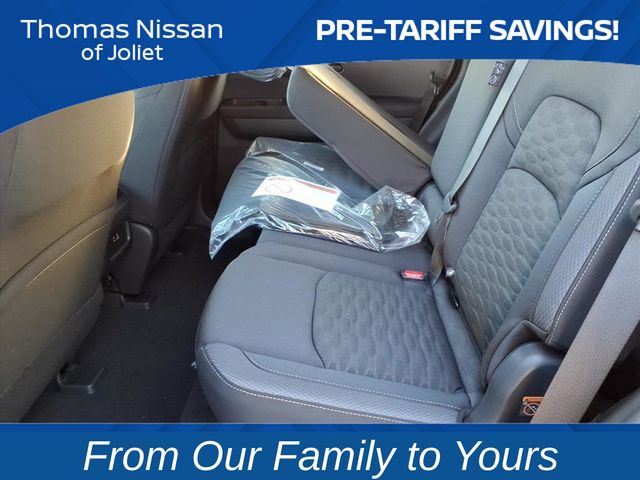 2025 Nissan Pathfinder SV Image 26 of 26