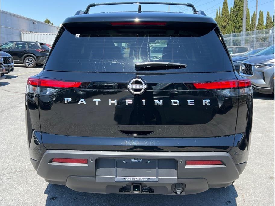 Vehicle image 7 of 25