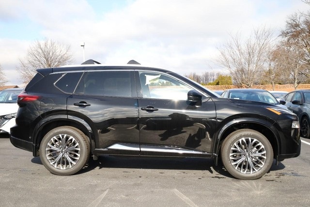 Vehicle image 3 of 33