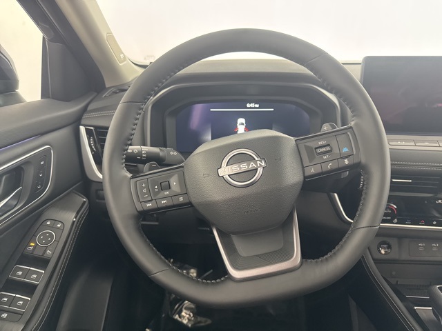 Vehicle image 22 of 28